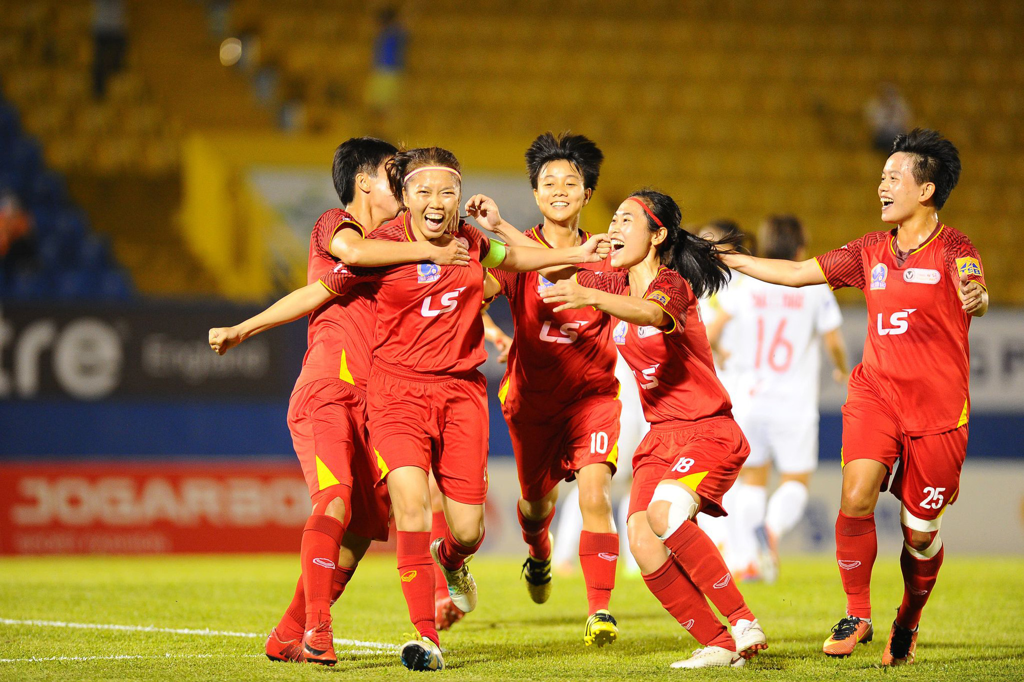 đội tuyển quốc gia bóng đá nữ Việt Nam