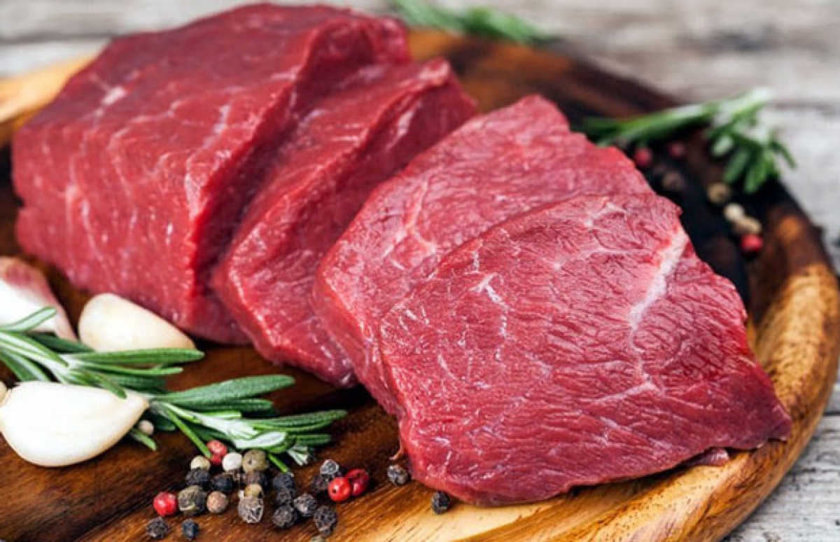 Thịt bò và thực phẩm khác chứa chất sắt
