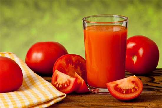 Tác dụng và cách làm những ly cà chua ép thơm ngon